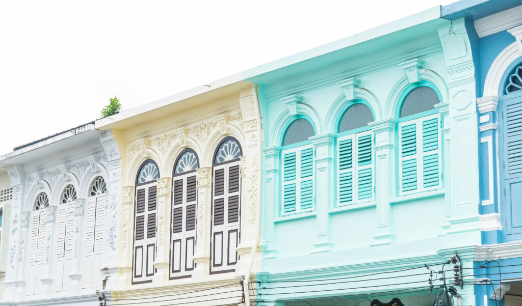 สีกึ่งเงา