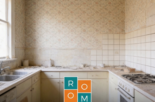 การลอกวอลเปเปอร์ทาสีภายในบ้าน